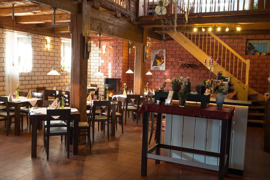 Wellnesshotel & Restaurant Hexenschopf Löffingen Buitenkant foto