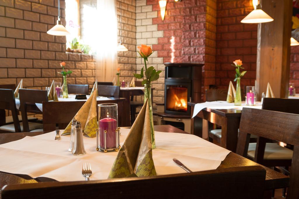Wellnesshotel & Restaurant Hexenschopf Löffingen Buitenkant foto